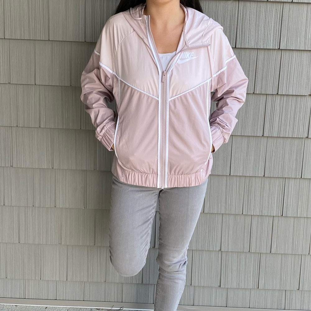 Nike Millennial Pink 90s Windbreaker Jacket Small